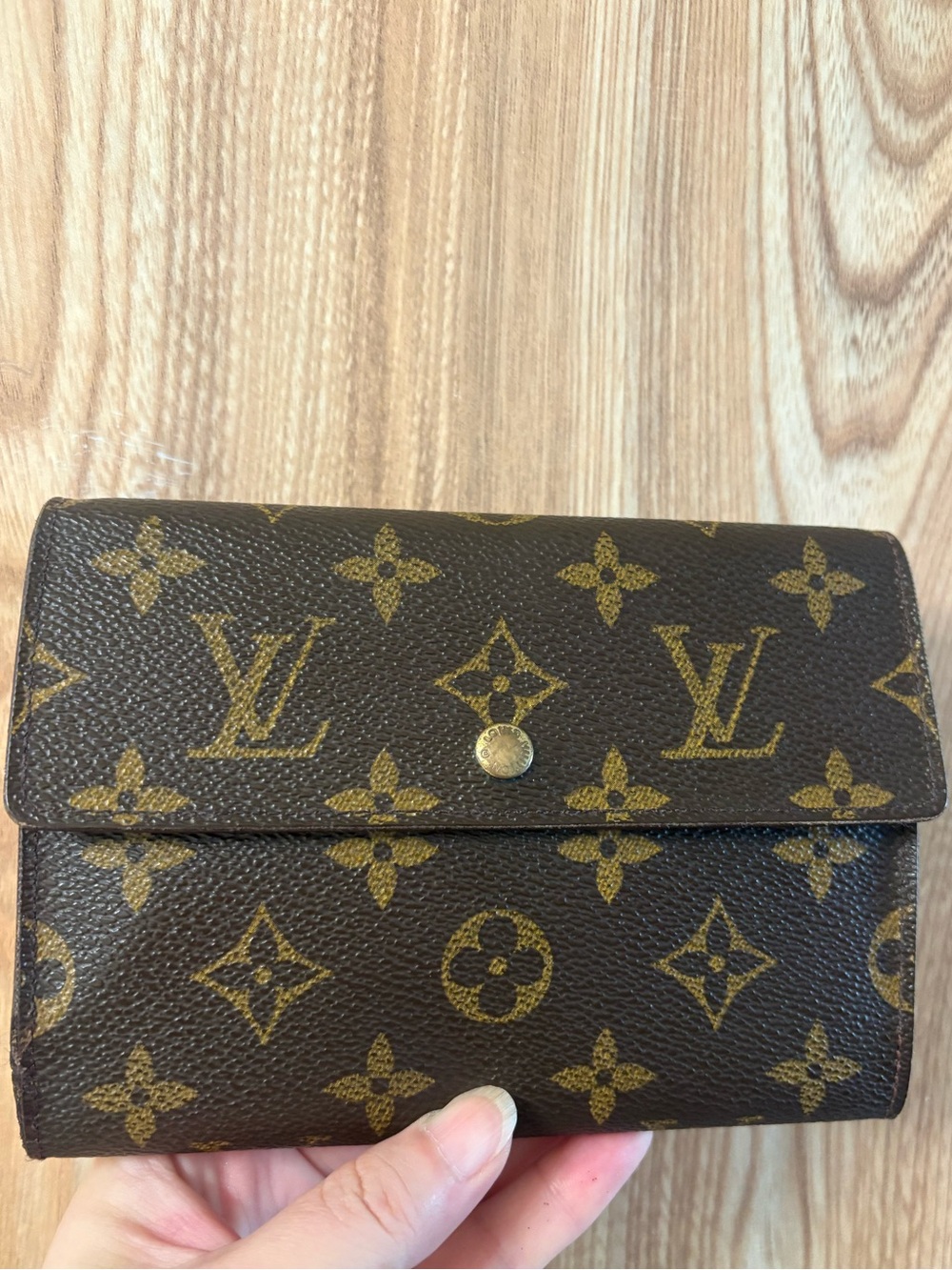 Authentic Louis Vuitton Monogram Trifold wallet